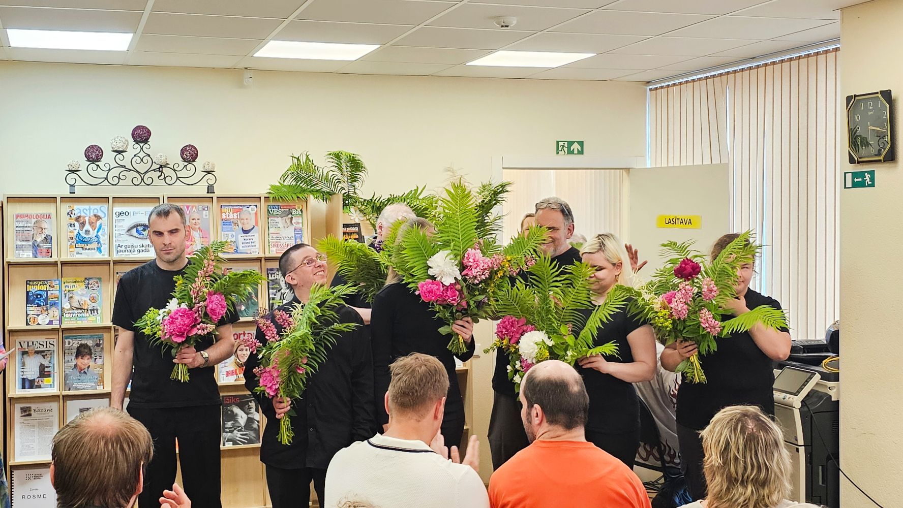 Strazdumuižas orķestra mūziņu sveikšana (Foto: Ieva Jēkabsone)