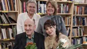 (Pirmajā rindā) Rūdolfs Plēpis un Marija Grieta Plēpe. (Otrā rinda no kreisās) Gundega Tabaka un Vija Circāne