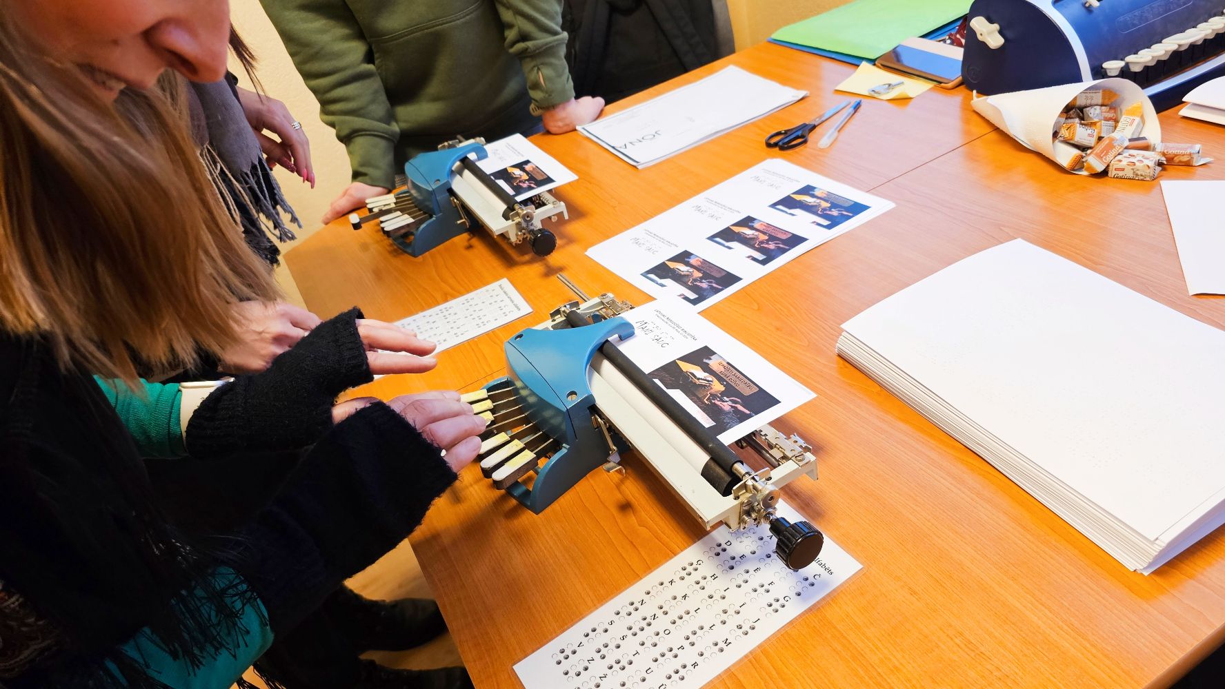 Uzdevums - uzraksti savu vārdu Braila rakstā