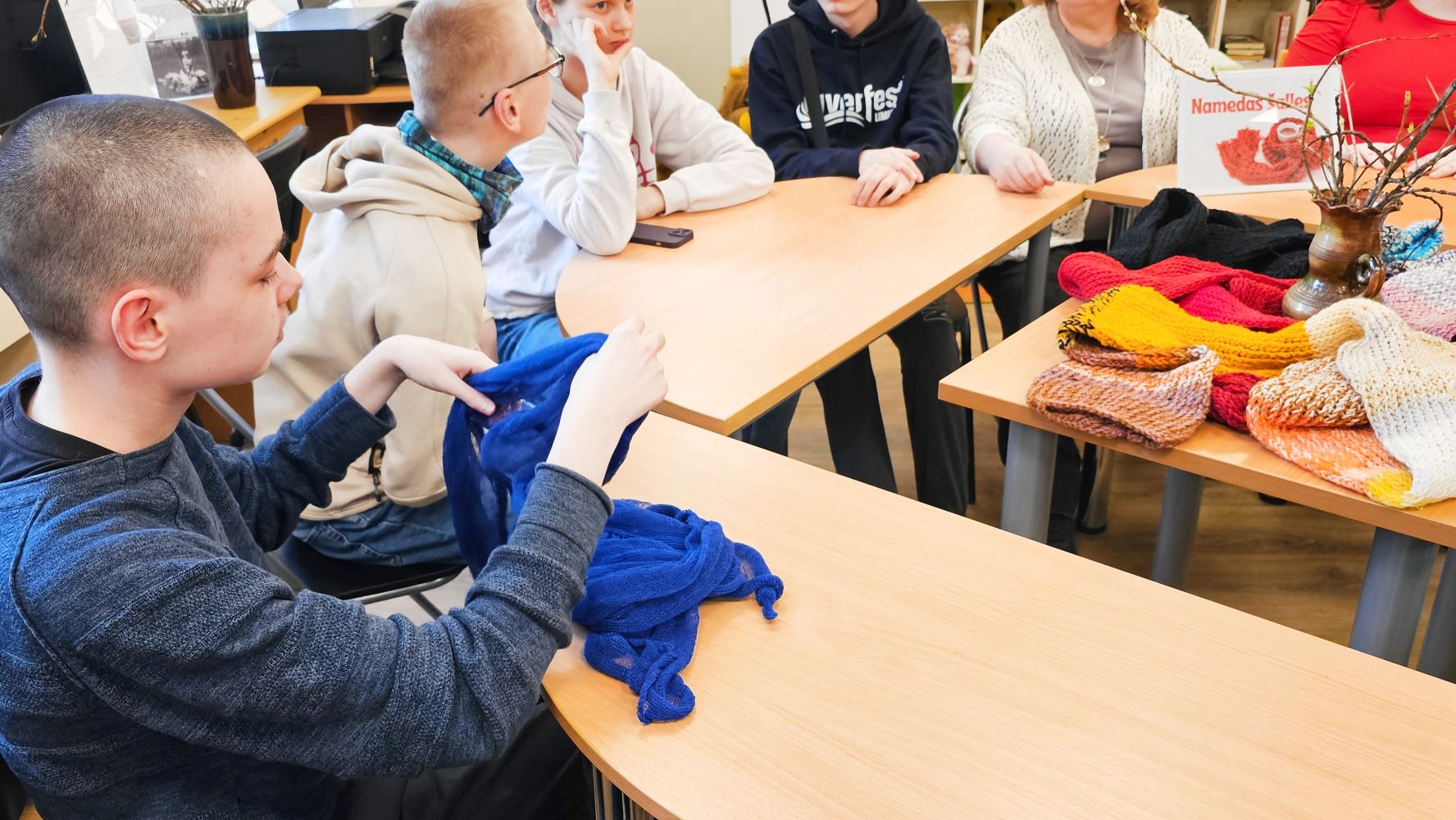 Iepazīšanās ar šallēm