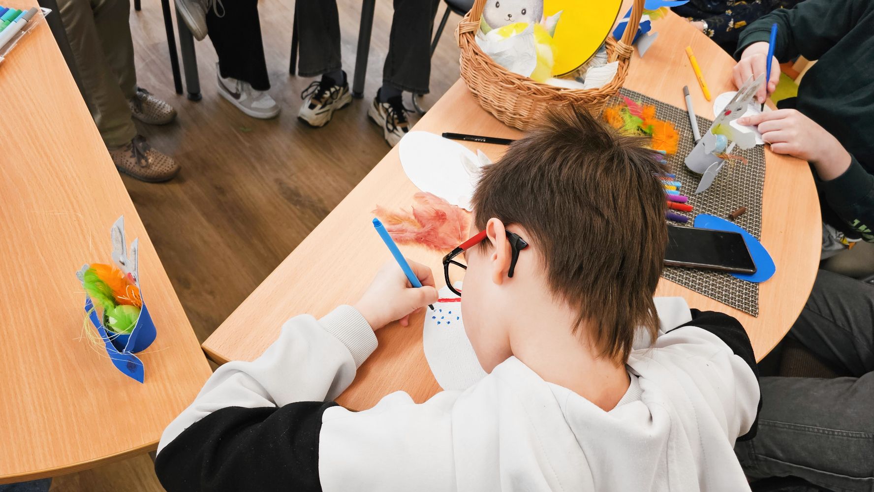 Bērni aktīvi darbojas